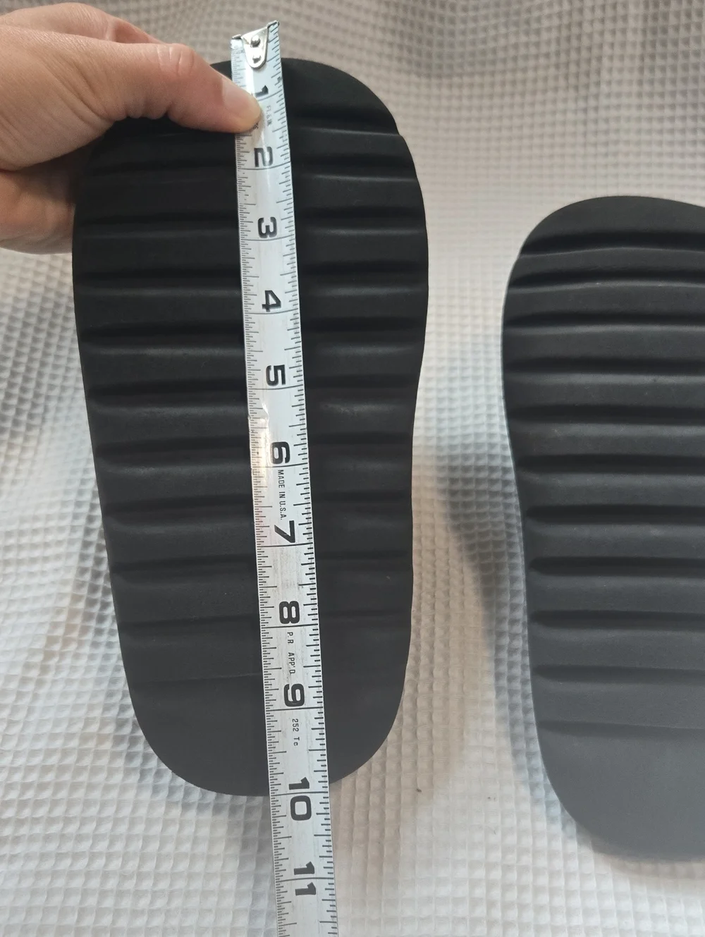 Yeezy YS 01 Black Slide Sandals